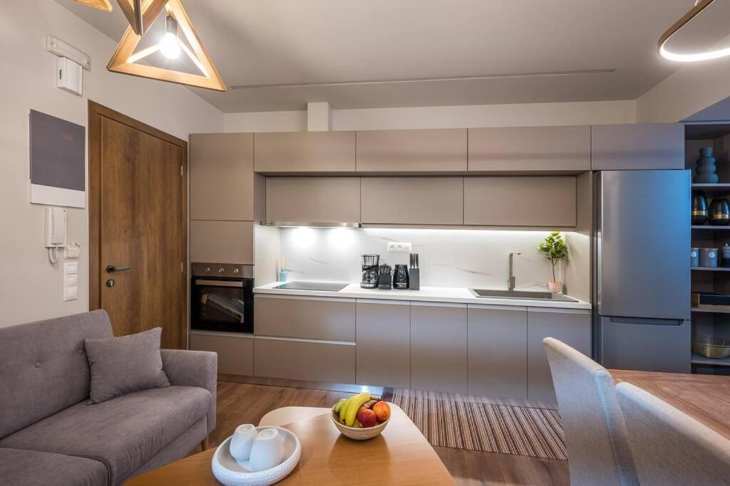 Amalia's Luxury 2 Apartment