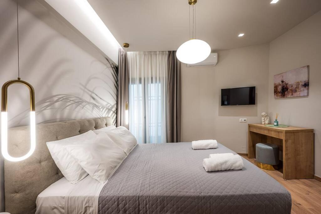 Amalia's Luxury 2 Apartment *