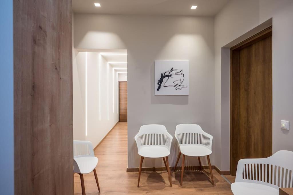 Amalia's Luxury 2 Apartment